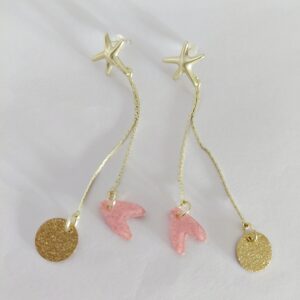 Pendientes flecos, cola de pez.