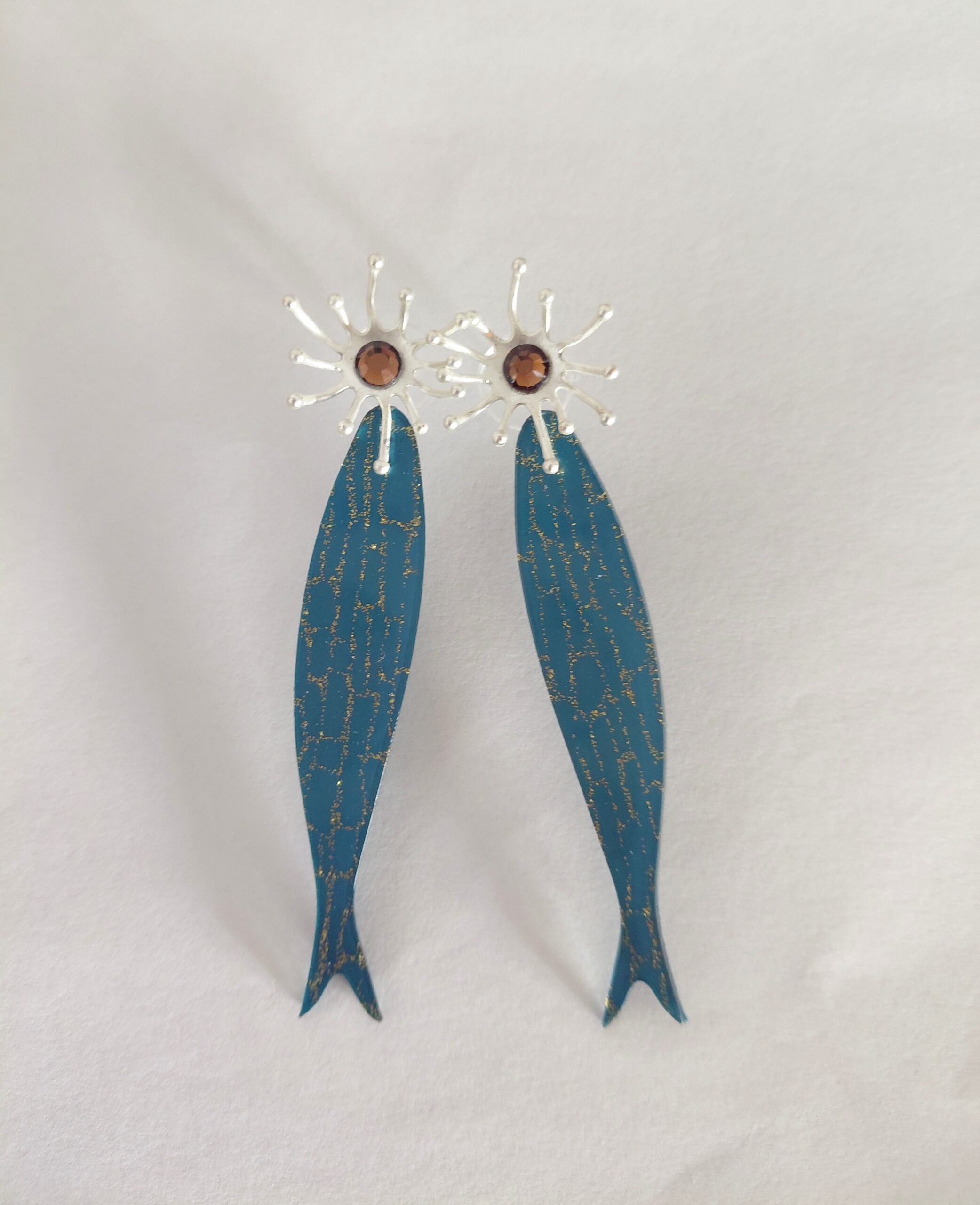 Pendientes pez mar profundo burbuja.