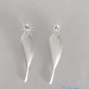 Pendientes pez plateado.