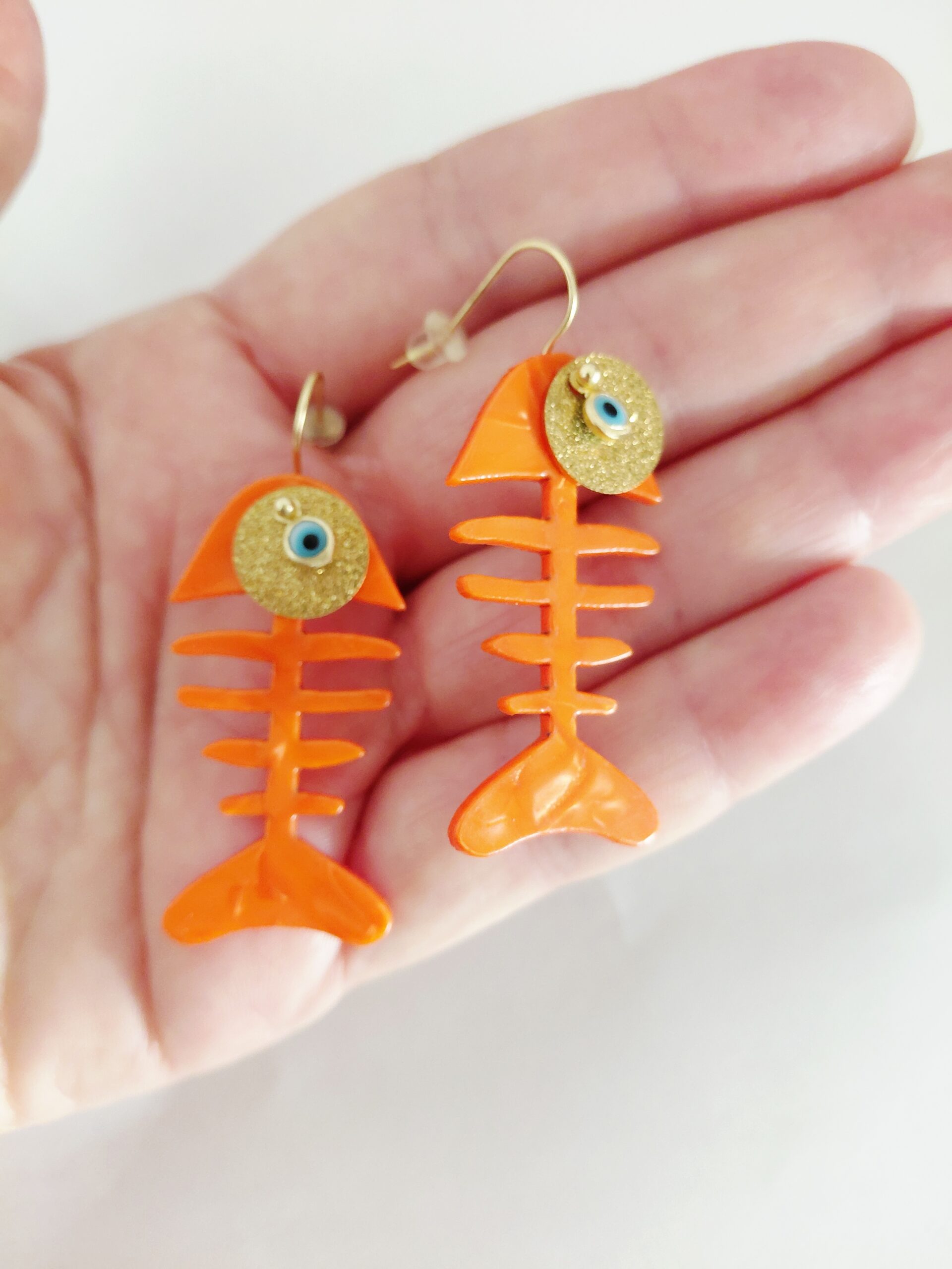 Pendientes raspa naranja nacarada. - Imagen 3